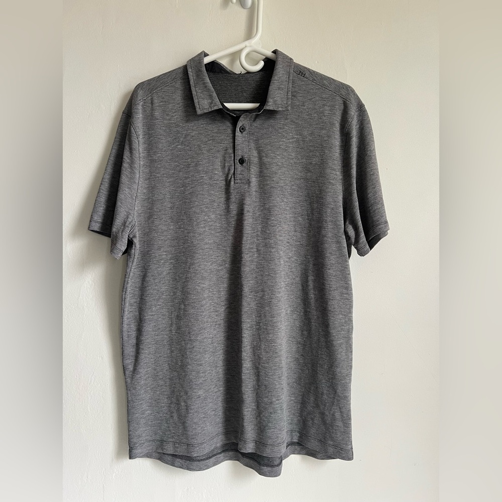MEDIUM Lululemon men’s polo shirt top short sleeve excellent used condition euc